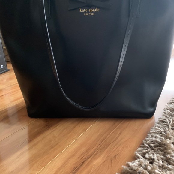 Like New - Picture 2 of 3